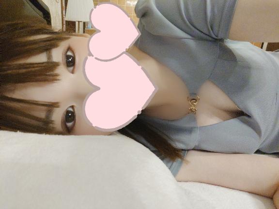 ましろ【ロイヤルレディ】 の 次はいつ会えるかな？( *´ơㅂơ)