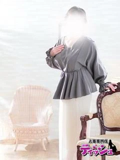 新人・レイコ