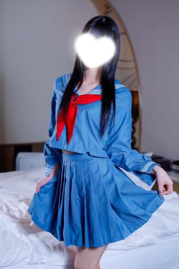 えま　18歳 の ごめんなさい😭
