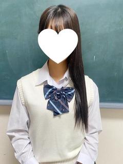 みこ　19歳