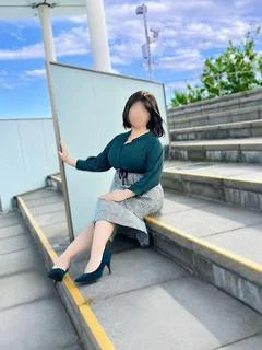 餅田ひかり