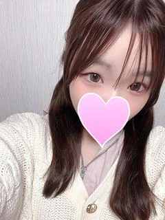 モモ（新人）