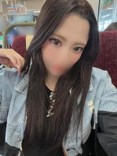 あいな