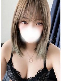 らら【19歳級美女】