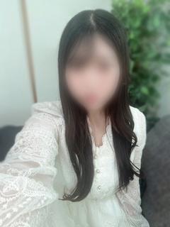 みな