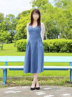板倉由紀