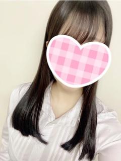 しおり♪黒髪清楚系美女