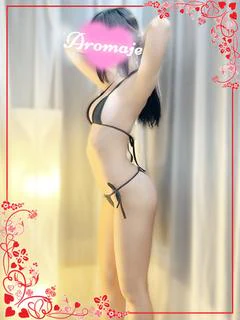 七海 まな