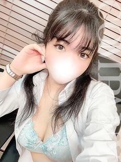 こはく《色白美巨乳の...