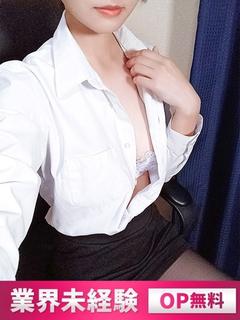 かほ《未経験スレンダー美女》