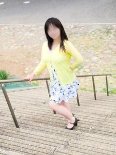 葵りさ