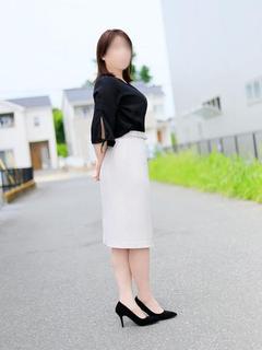 東條いずみ