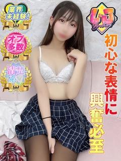 みおり 初心な表情に...