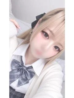 ひなの 未経験ギャルF乳美少女
