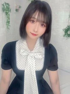 ほのか【お口も下も汁まみれ娘】