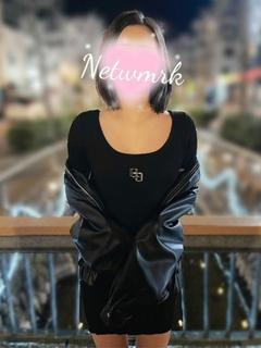 莉彩　りさ　（25）