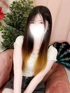 莉美　りみ（23）