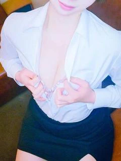 鹿井あすな