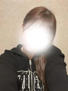 せり