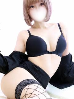 弓田 こひな