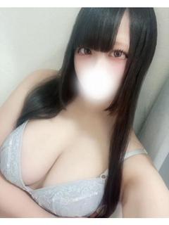 由希奈　ゆきな