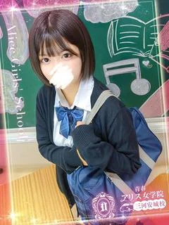葉月えむ