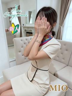 【みお】小柄スレンダー好奇心旺盛