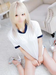し あ