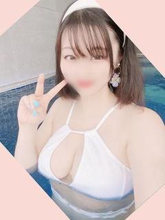 う　み