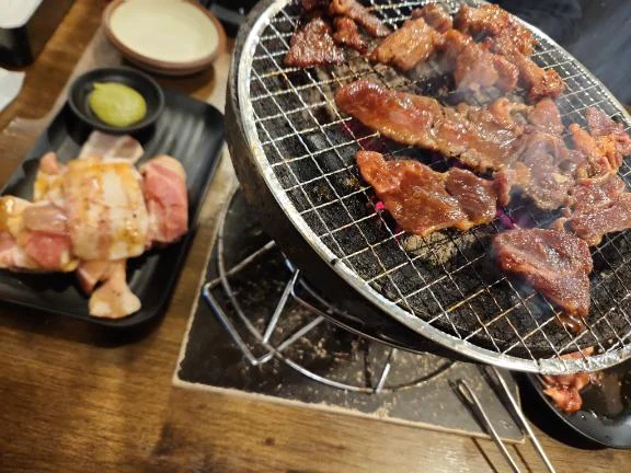 焼肉〜!
