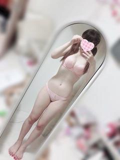 ミーナ（現役学生ロリカワ美少女）