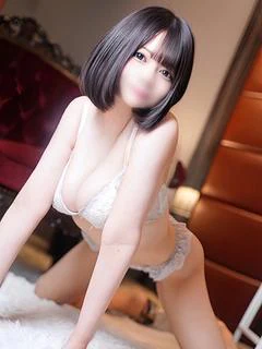 なつめ♡美乳Ｈ黒髪清楚ロリ