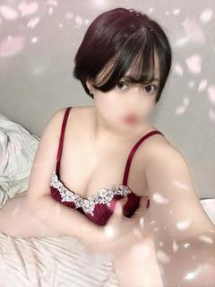新人りち ふわっと笑...