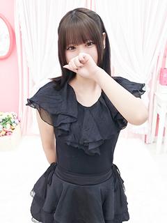 ほなみ　18歳☆未経験のＦ乳