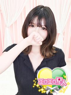ねる　素人感満点の業界完未少女