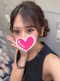 すみれ🩷経験数回の現役キャバ嬢