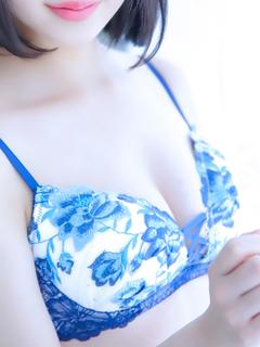 新人・恋子(ココ)
