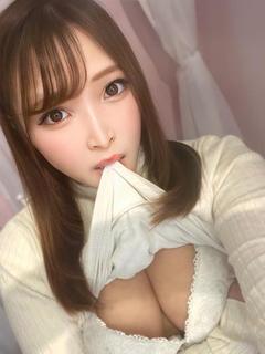 ゆあ★Hカップに埋もれ窒息寸前