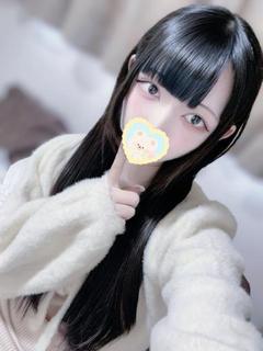 える★五つ星の黒髪清楚な美少女