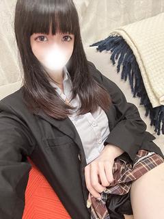ころ【小動物系癒し美女】
