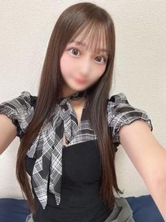 りん【黒髪正統派美女】