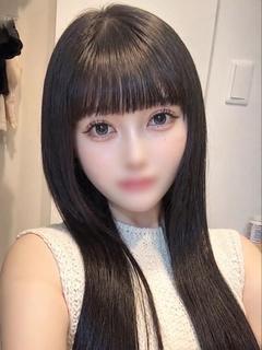 つむ【可愛らしさ満点のキャバ嬢】