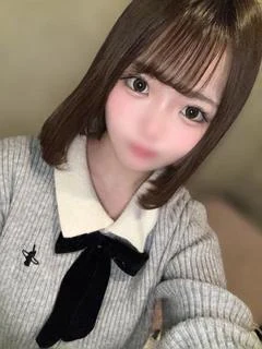 えな【Fカップエチエチ美少女】