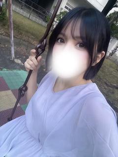 あとら【愛嬌満点美女】