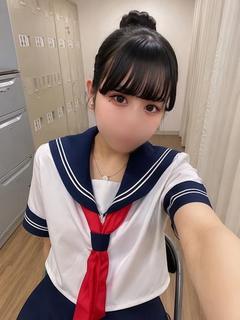 すず【最強F乳の持ち主】