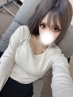ゆあ【とろける視線で御奉仕】