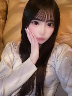 める【色白美少女】