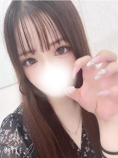 うの【透明感あふれる美女】