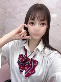 まお【清楚な色白敏感美女】