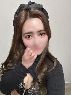 るり【距離感バグる可愛さ】